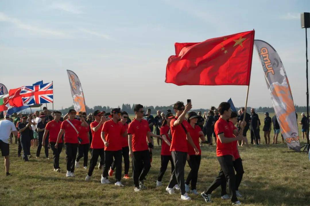 捷克队斩获关键胜利，欧预赛晋级一触即发！